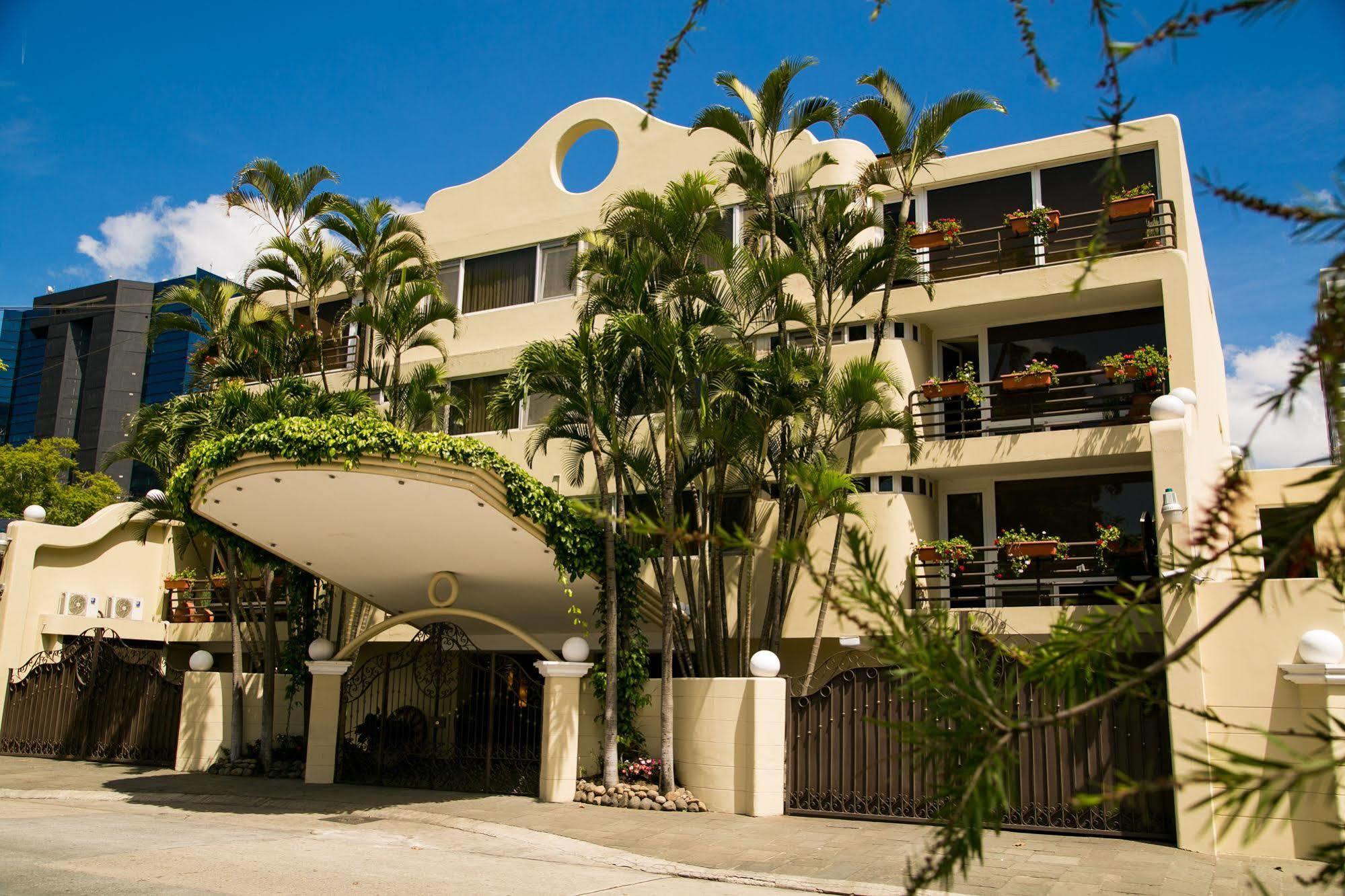 Apart-Hotel Casa Serena Guatemala City Exterior photo